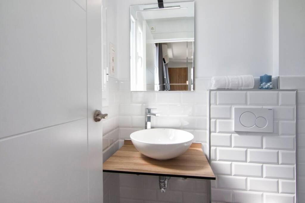 Rosarioseis Alhambra Apartment Granada Ngoại thất bức ảnh